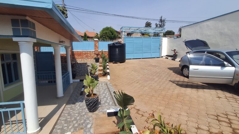 House for sale kanombe Gasaraba