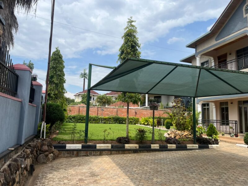 nyarutarama beautiful house for sale