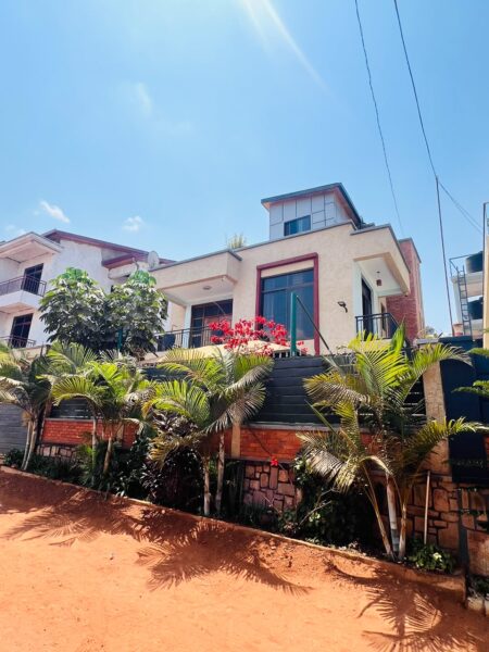 NICE HOUSE FOR SALE KICUKIRO NYANZA