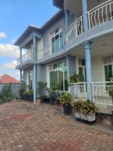 BIG MANSION ON SALE