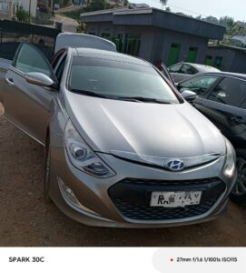 HYUNDAI SINATA HYBRID