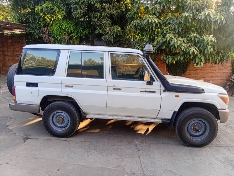 TOYOTA RANDCRUISER for sale