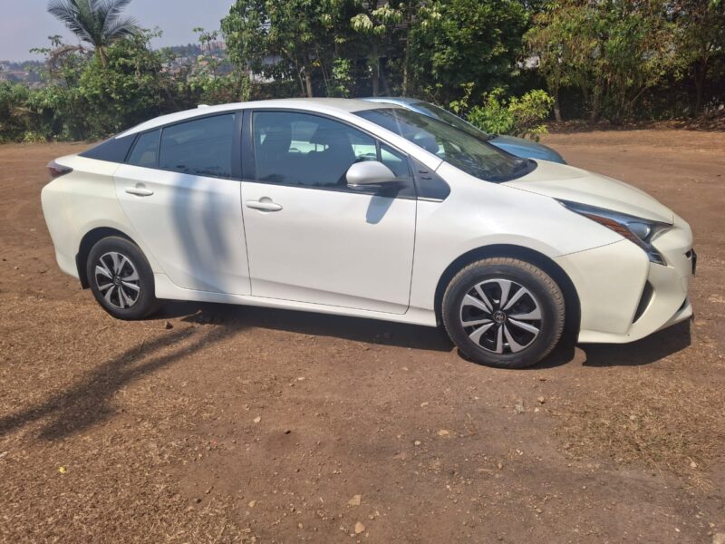 TOYOTA PRIUS HYBRID