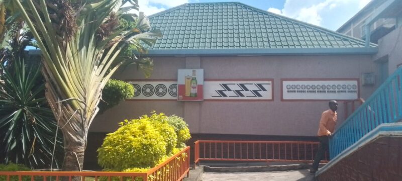 Muhanga business house for sale