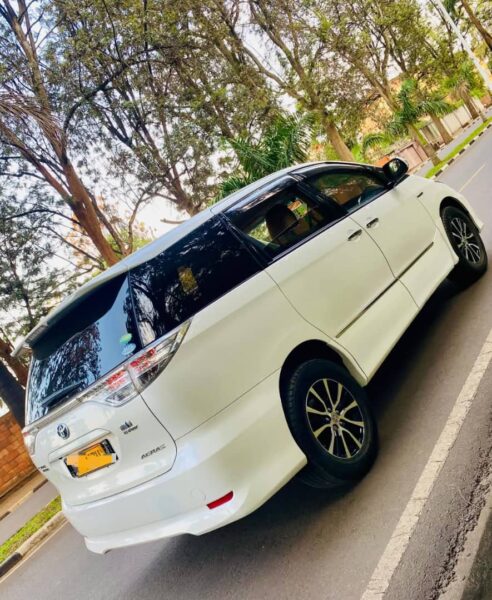 Toyota Esitima 2012 HYBRID