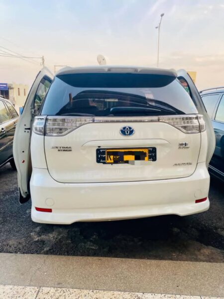 Toyota Esitima 2012 HYBRID