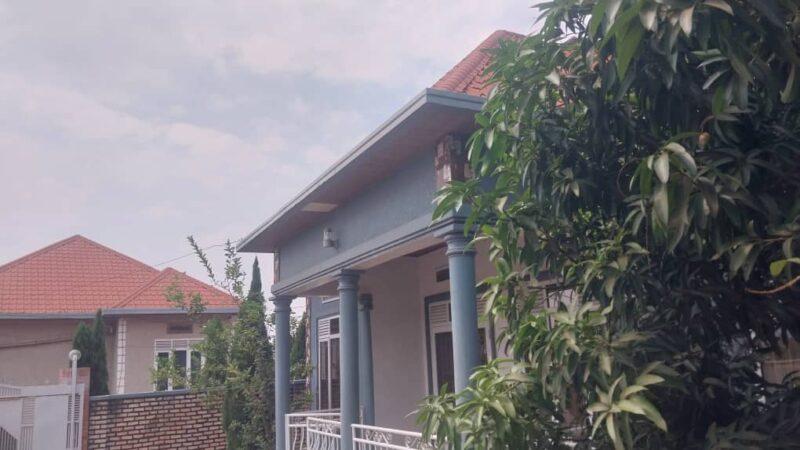 HOUSE FOR RENT AT KANOMBE, GASARABA