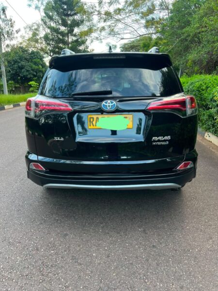 TOYOTA RAV4 AUTO HYBRID