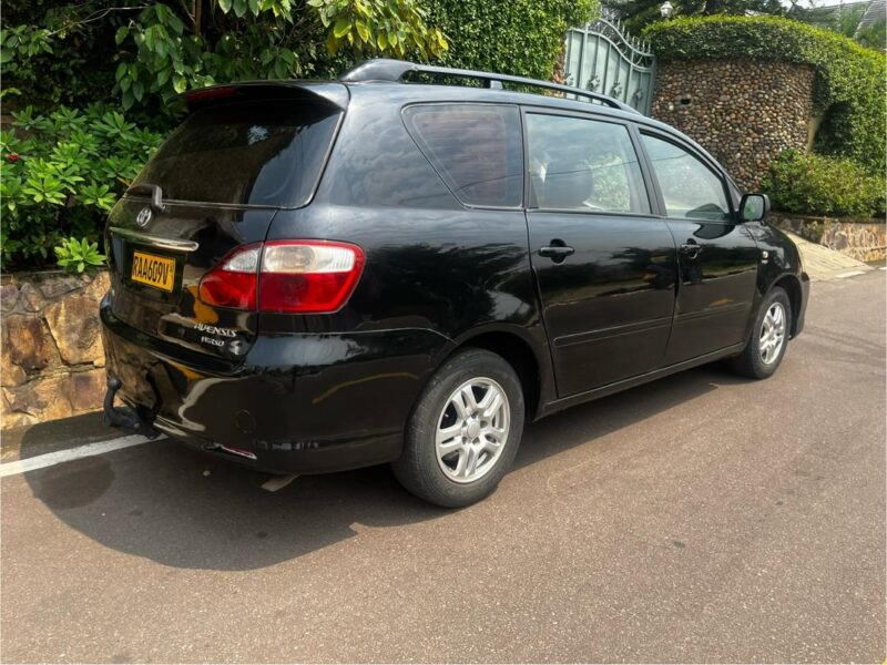 TOYOTA AVENSIS VERSO for sale