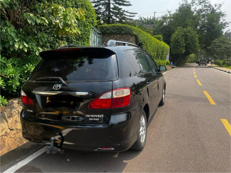 TOYOTA AVENSIS VERSO for sale