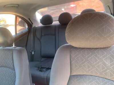 MERCEDES BENZ C200
