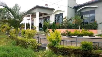 Amazing house for sale located bumbogo kinyaga